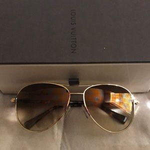 Louis Vuitton Conspiration Pilote Sunglasses